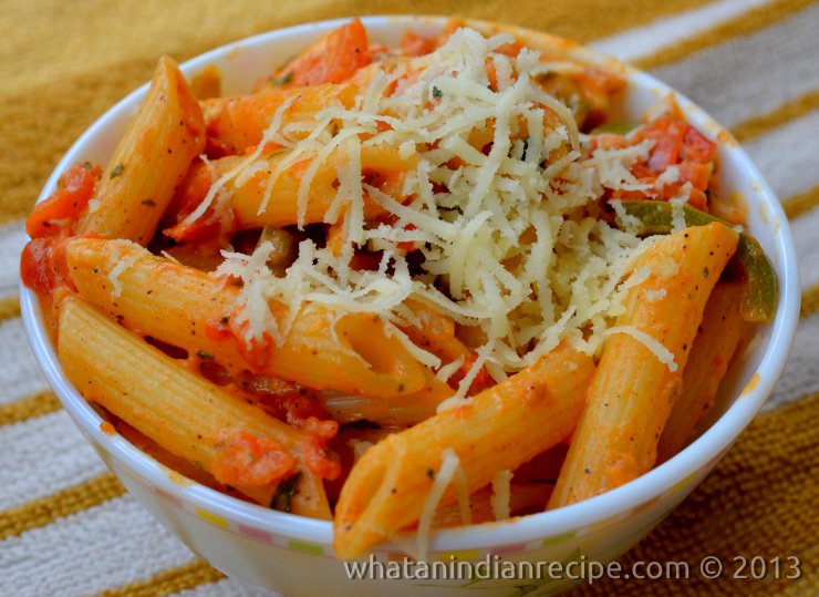 Penne Pasta in Tomato & Basil Sauce Recipe
